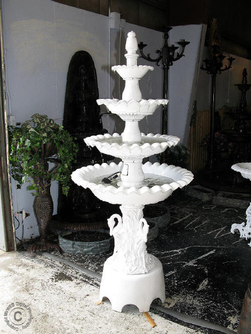 4 Tier Scallop Pans Swan Base Fountain